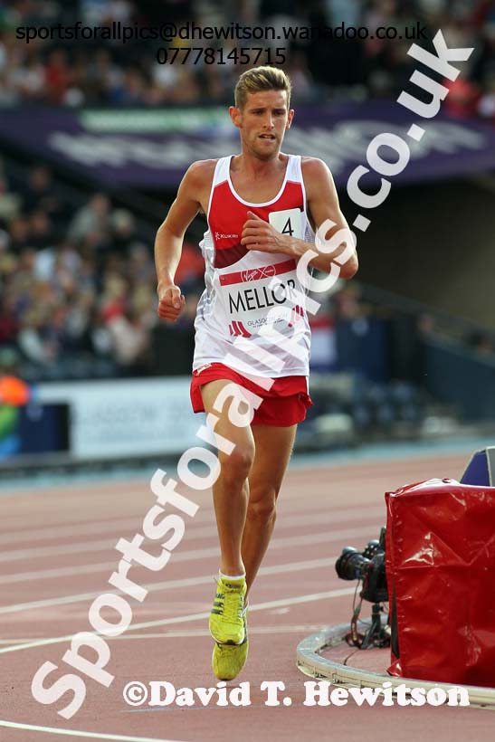 Jonathan Mellor (England) in the mens 10000 metres at the Commonwealth Games, Glasgow. Photo: David T. Hewitson/Sports for All Pics